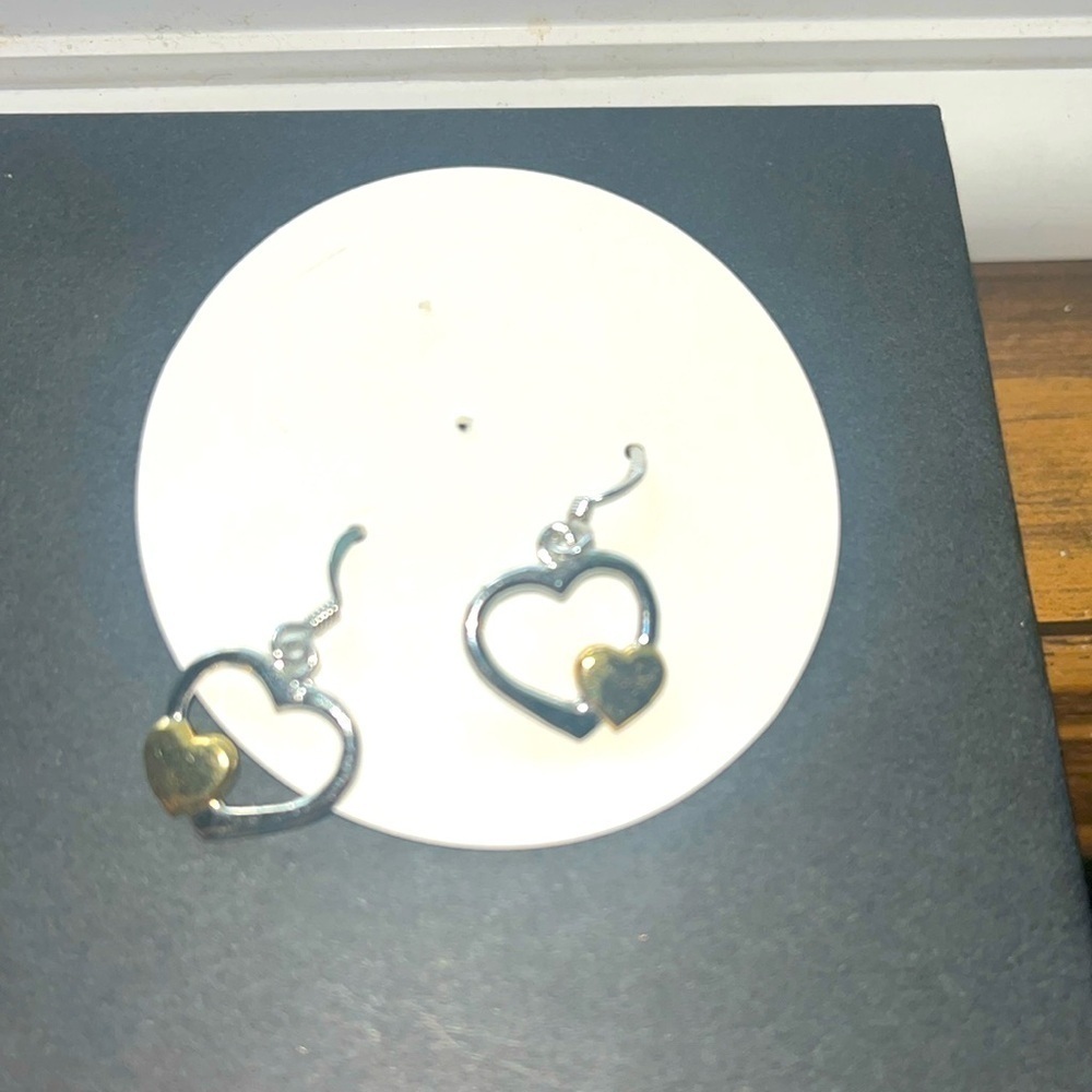 dangling heart earings